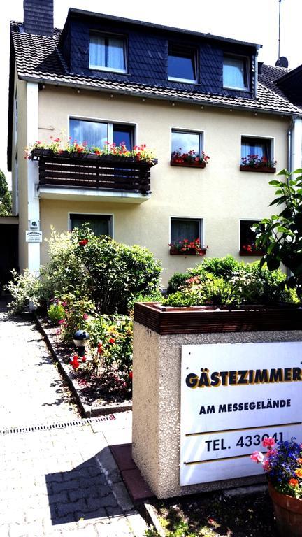 Apartmenthaus Sonnen Düsseldorf Exterior foto